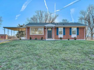 927 Emerald Dr, Vinton, VA 24179
