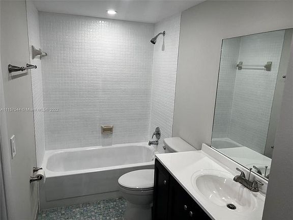 4th image of 10625 SW 112th Ave #314IV