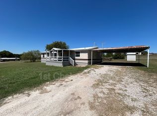 208 Private Road 4652, Rhome, TX 76078