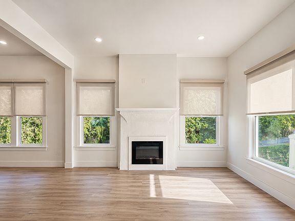 5th image of 606 N Normandie Ave #606