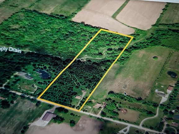 3rd image of 9072 Green Rd