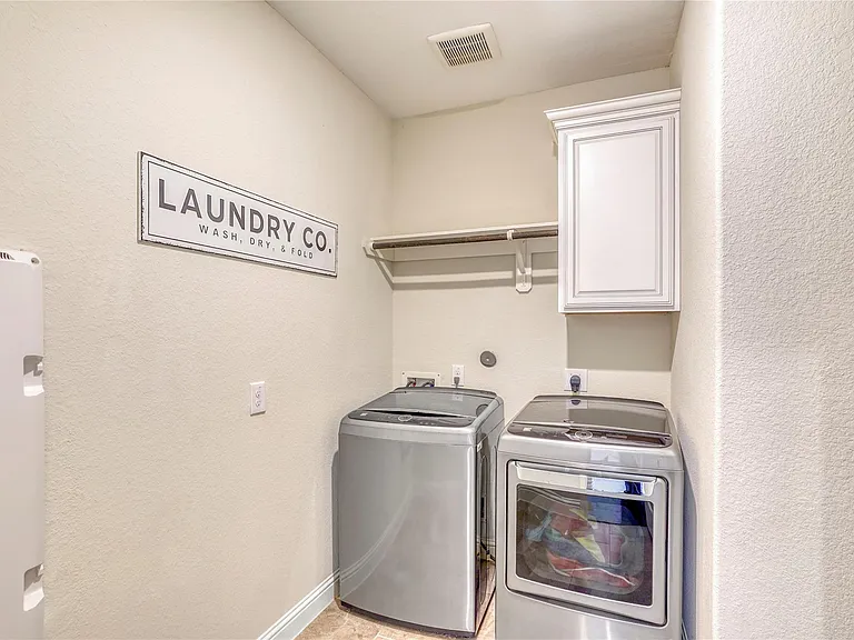 6318 Sunstone Fls — Photo 27