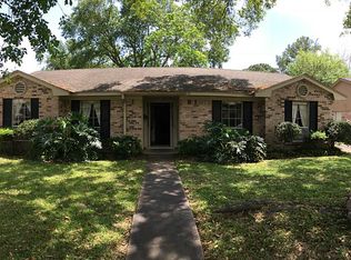 14103 Saint Marys Ln, Houston, TX 77079