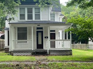 1269 SW Lane St, Topeka, KS 66604