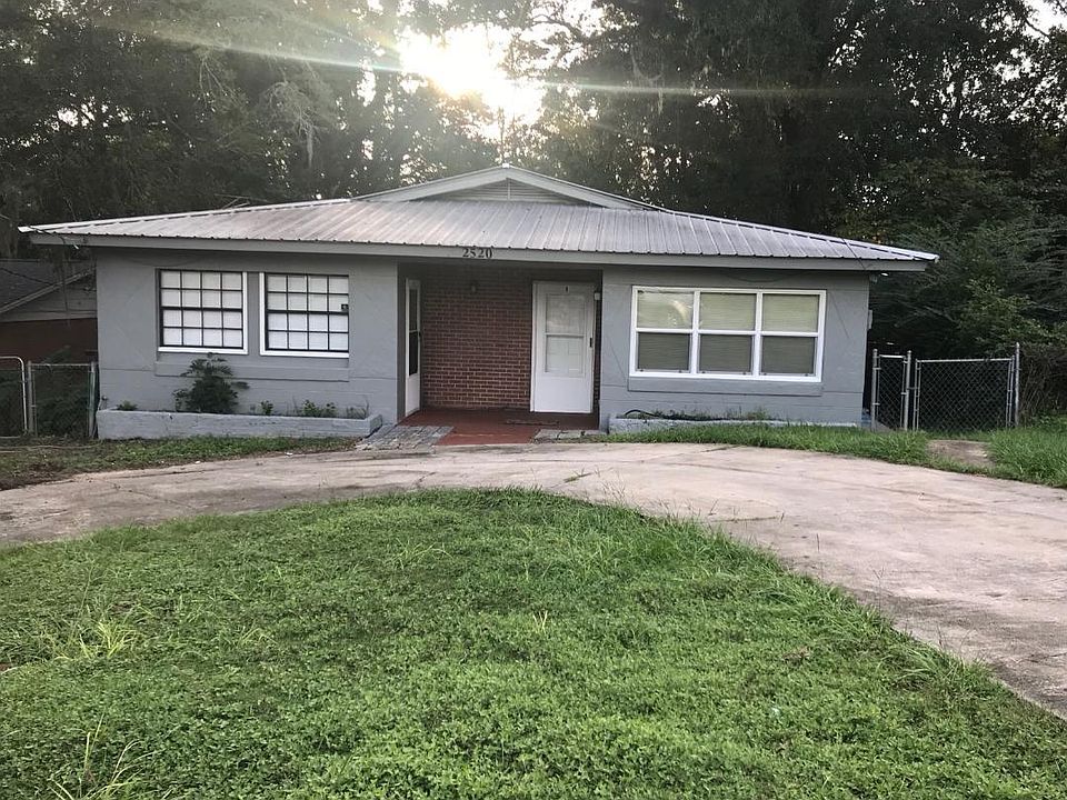 1st image of 2520-T Pain Ln APT A
