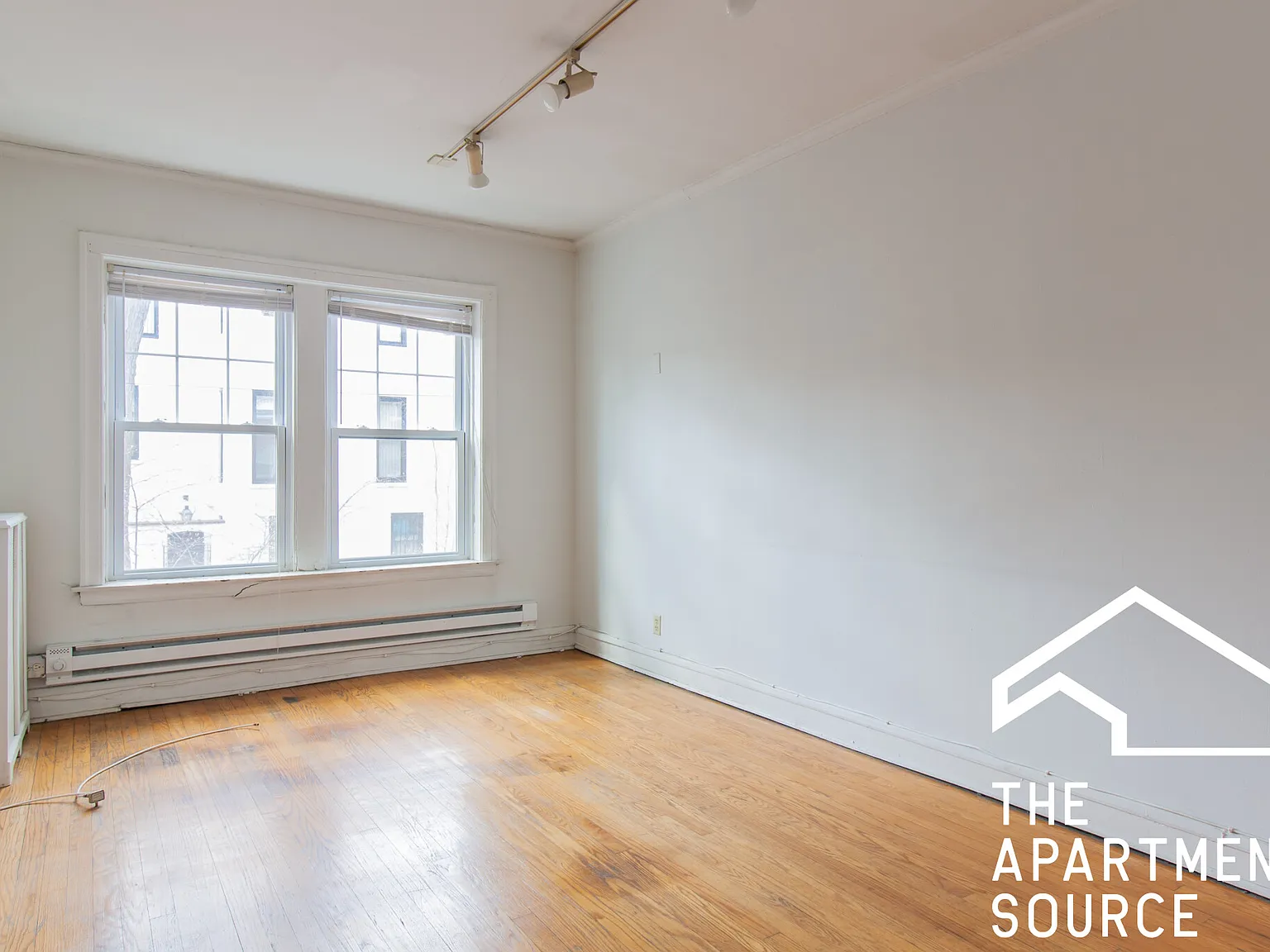 1 bed, 650 sqft, $2,345 — Photo 1