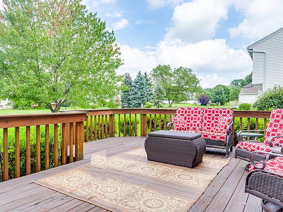 Deck for entertaining