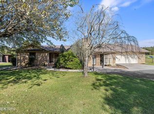 323 Maynardville Hwy, Maynardville, TN 37807