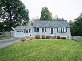 57 Robin Hood Rd, Nashua, NH 03062