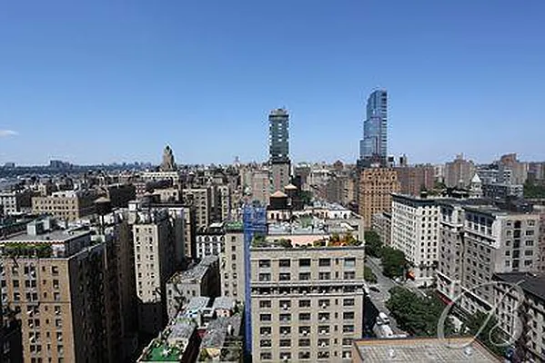 Rented by R New York | media 25