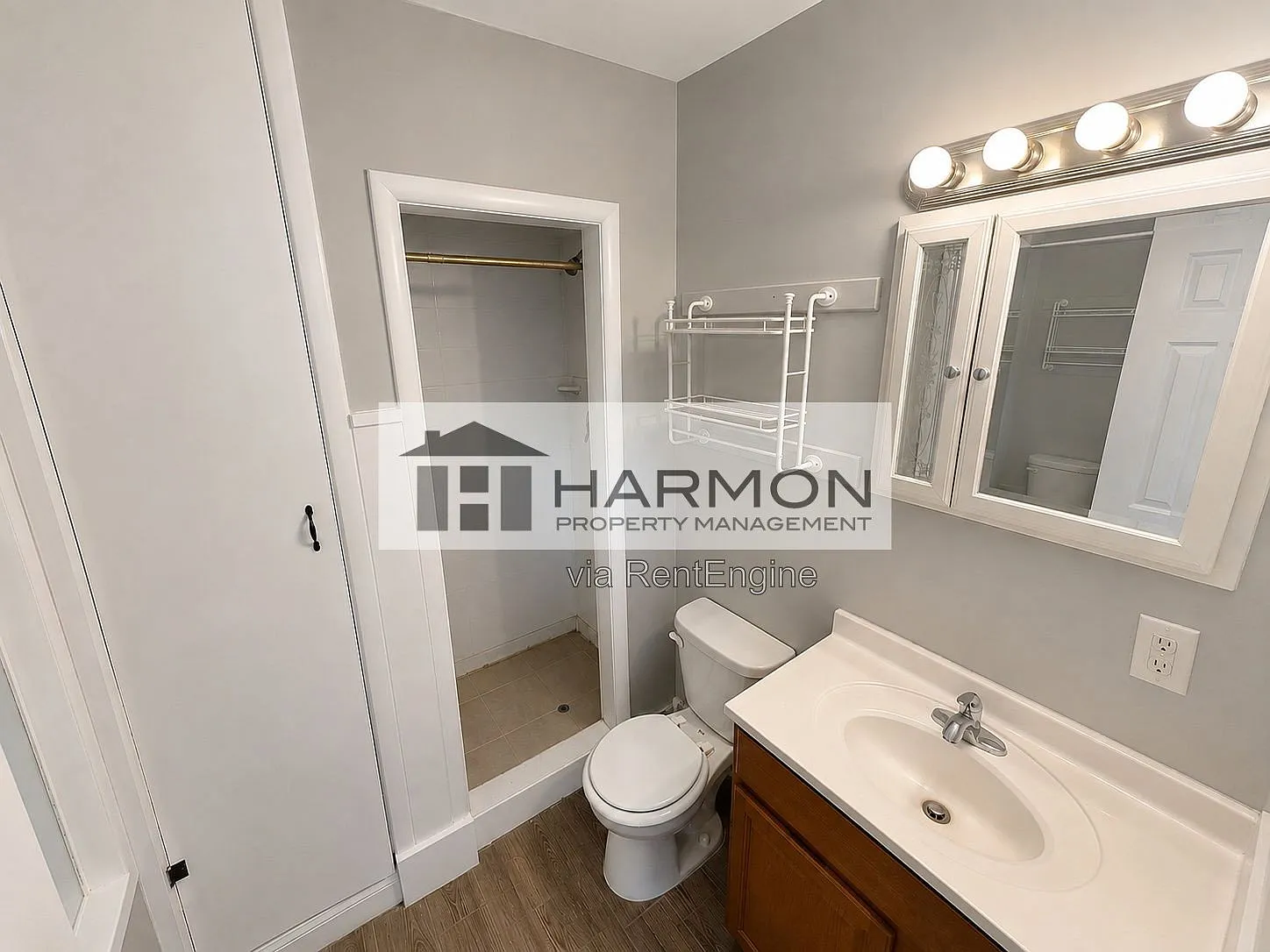 1 bed, 1.0 bath, 400 sqft, $695 — Photo 4