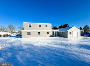 12 Norman St, Aston, PA 19014