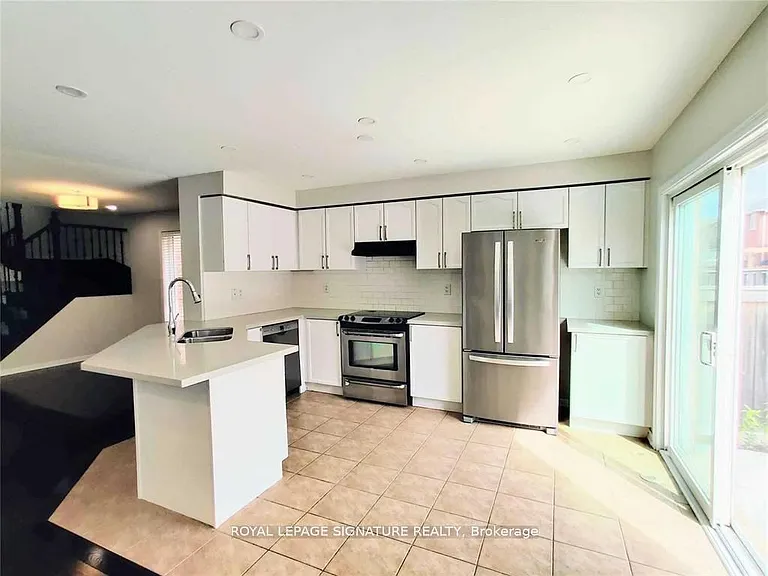 180 McDougall Cross — Photo 2