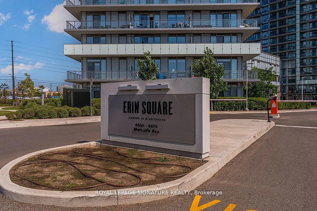 3 bed, $2,899 — Photo 2