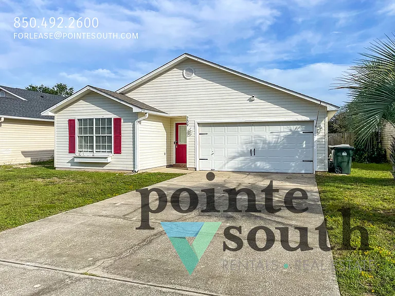 209 Staysail St — Photo 3