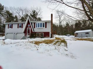 24 Greenfield Ln, Biddeford, ME 04005