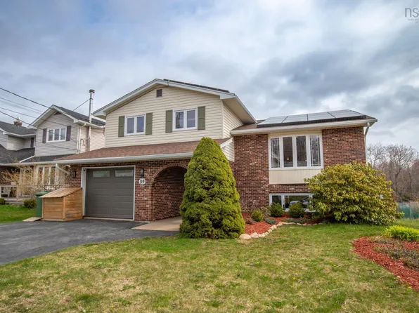 39 Dorothea Dr, Dartmouth, NS B2W 5X4