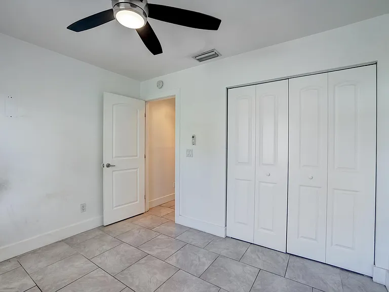 5770 SE Wilsie Dr — Photo 18