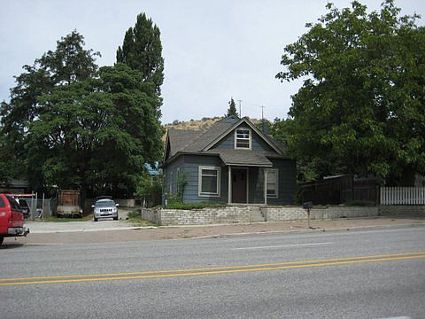 2nd image of 525 E Woodin Ave