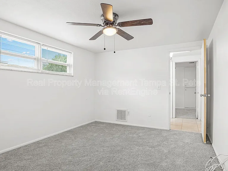 611 Lyndhurst St — Photo 23
