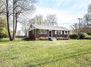 10726 Robious Rd, North Chesterfield, VA 23235
