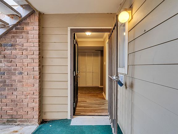 5th image of 5005 Georgi Ln APT 194
