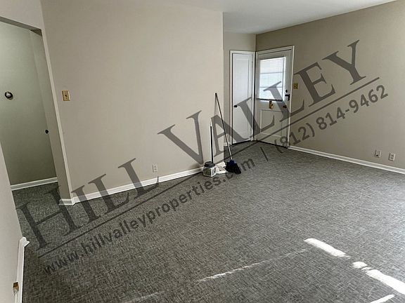 4th image of 2628 Mariposa Dr