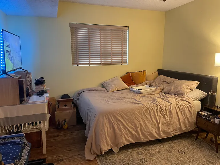 24 Coventry Ct — Photo 5