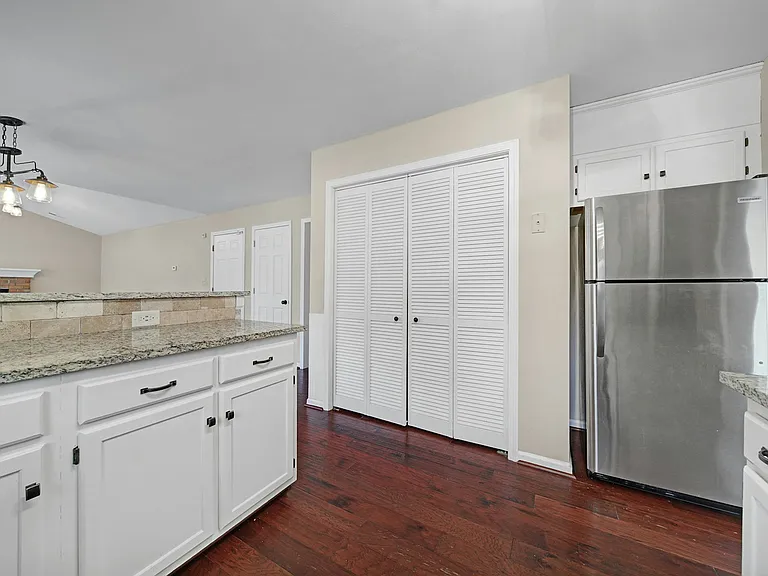 9911 Manbey Ct — Photo 14