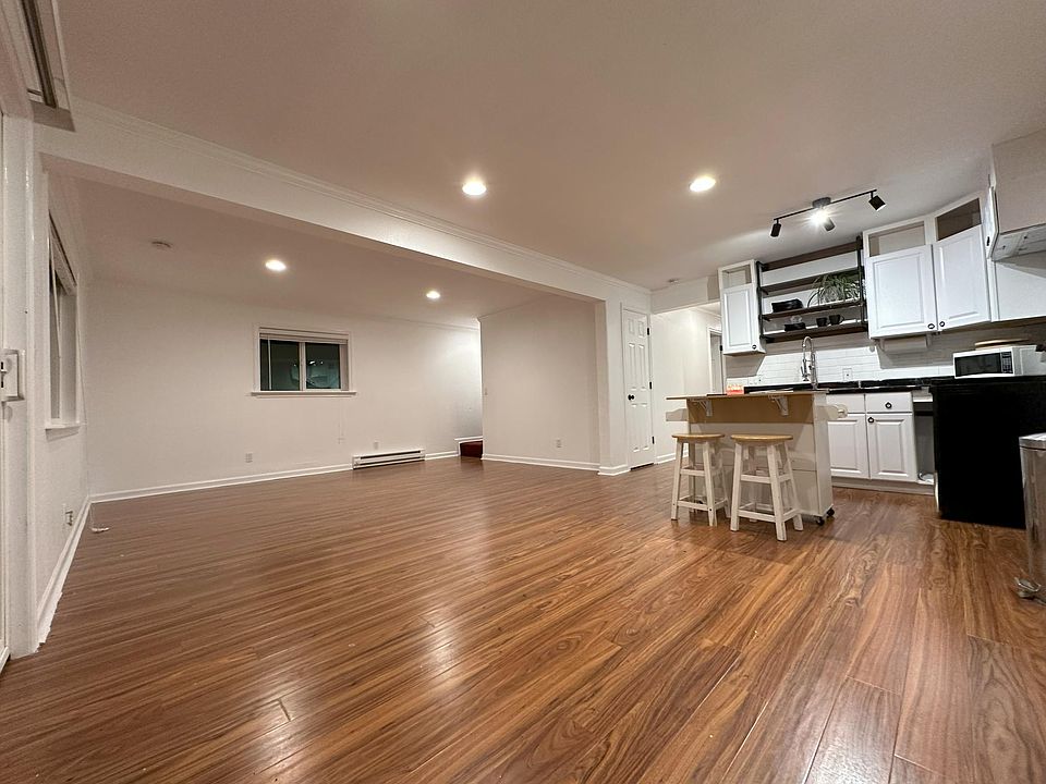 1st image of 49 Kinkaid Dr Unit 2