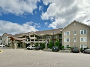 5 Anchorage Cres #201, Collingwood, ON L9Y 0Y6