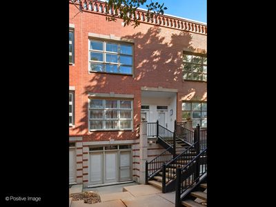 855 W Erie St APT 107, Chicago, IL, 60642