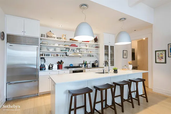 Sold by Sotheby's International Realty | media 5