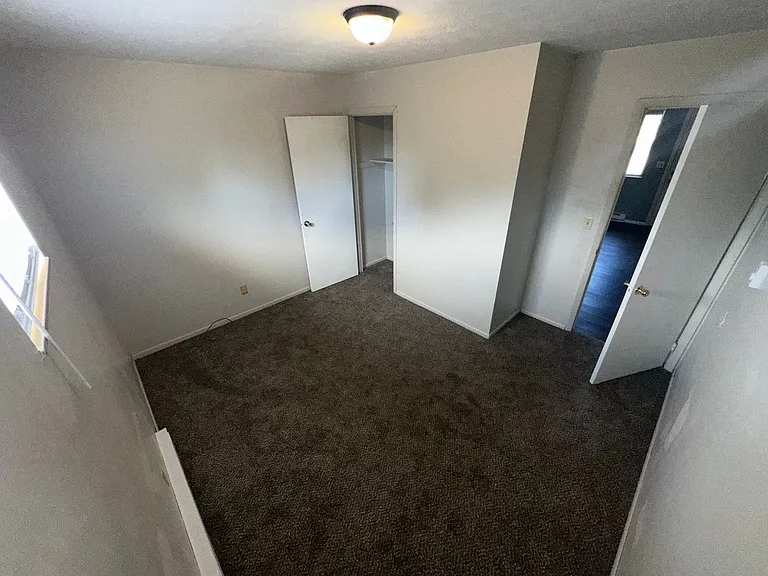 3501 Elm St — Photo 13