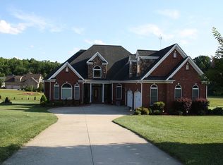 6050 Old Orchard Rd, Kernersville, NC 27284