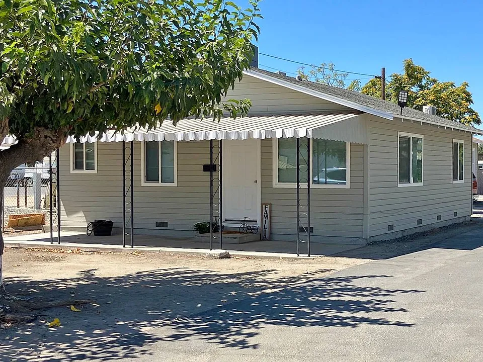614 Otis Ave #27