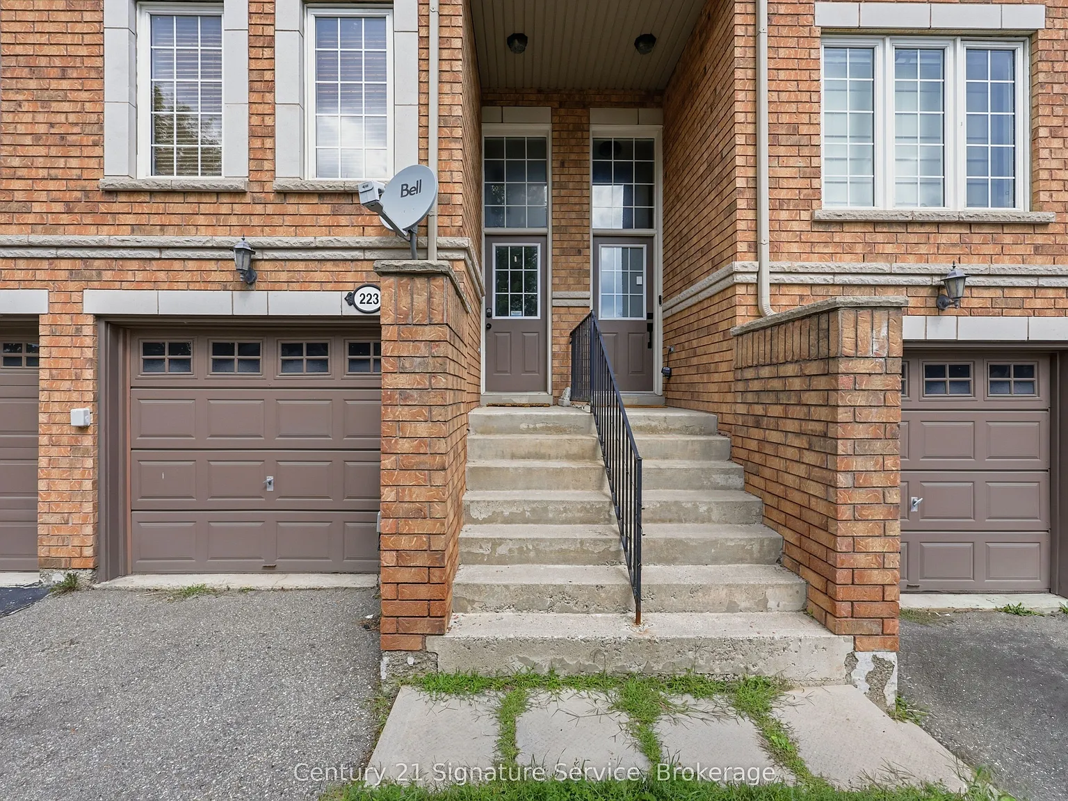 4 bed, $3,400 — Photo 2