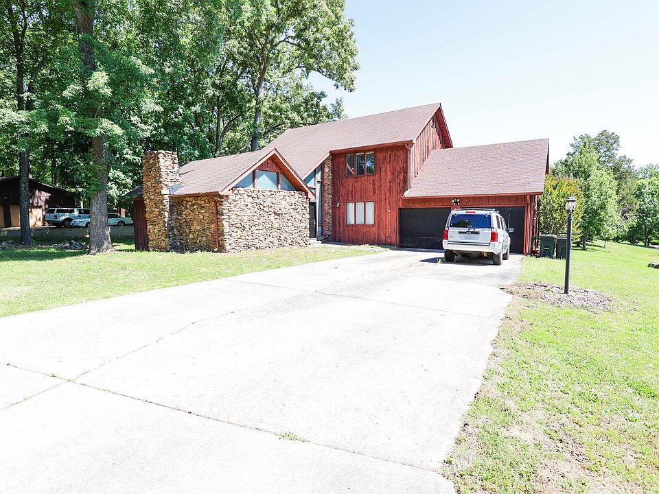 1st image of 329 Carson Way