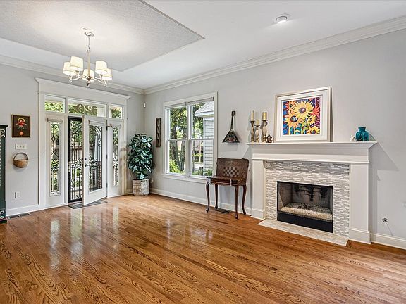 5th image of 320 N Watkins St