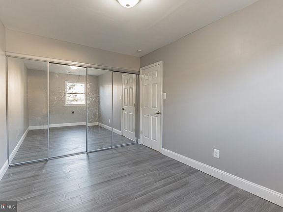 2nd image of 4942 Woodland Ave Floor 2