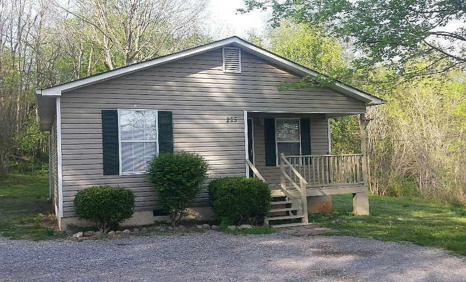 1st image of 225 Cronan Dr