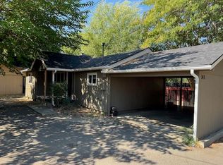 1411 SW G St, Grants Pass, OR 97526