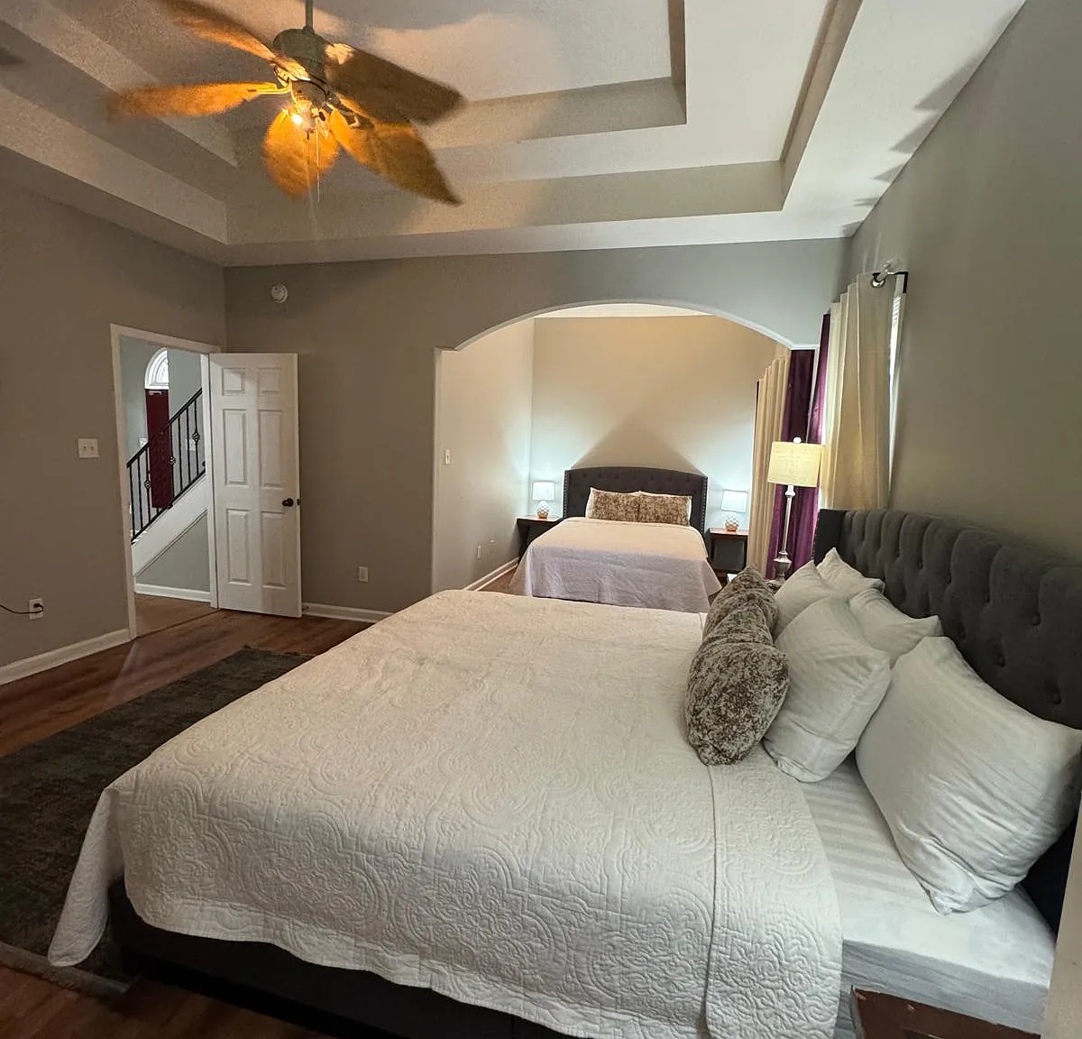 5 bed, 1901 sqft, $8,495 — Photo 3