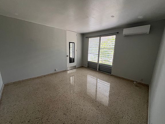 5th image of 165 Hostos Cond El Monte Rte