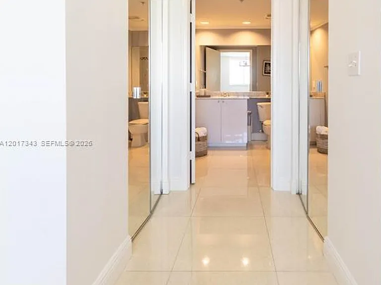 18800 NE 29th Ave #614 — Photo 27
