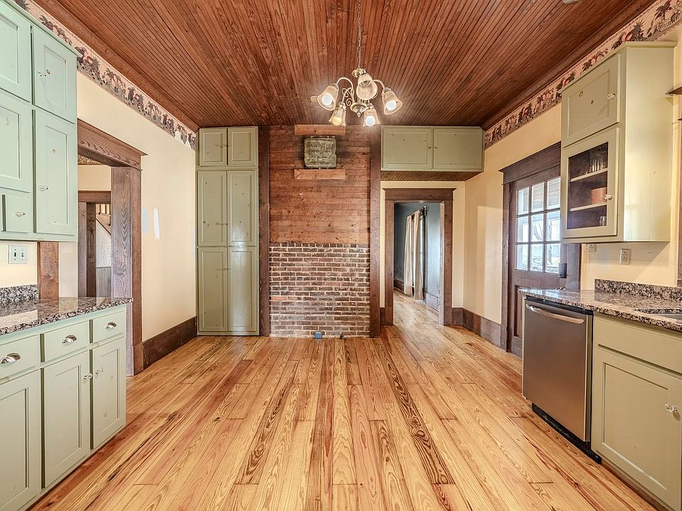 10th image of this home