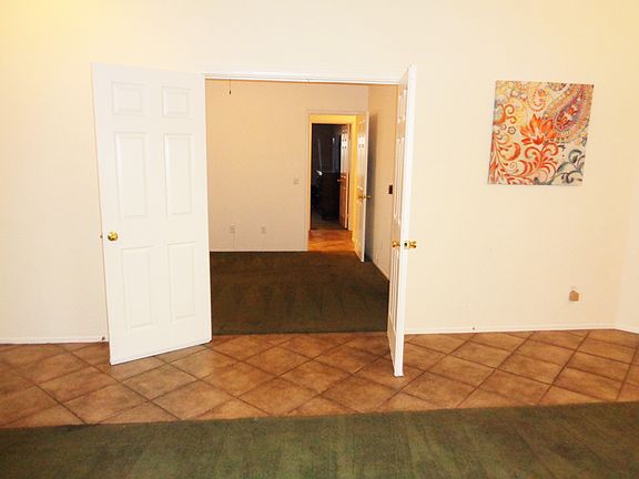 Entrance to 4th room