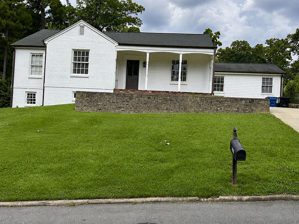 1st image of 700 Warwick Rd