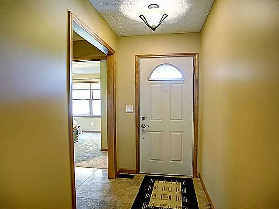 2nd image of 1090 Dickerson Dr