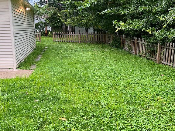3rd image of 1248 Argonne Rd